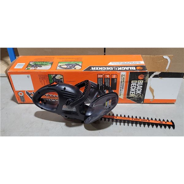 Black & Decker 16" Hedge Trimmer