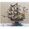 Image 1 : VTG Royal Model Ship