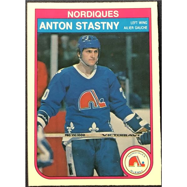 1982-83 O-PEE-CHEE NHL HOCKEY ANTON STASTNY