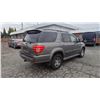 Image 8 : 2005 TOYOTA SEQUOIA, 4DR SUV, GREY, VIN 5TDBT48A24S218173,