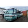 Image 2 : 1996 MONACO THE EXECUTIVE, MOTORHOME, GREEN & WHITE, VIN 1RF120512T1012058