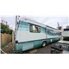 Image 5 : 1996 MONACO THE EXECUTIVE, MOTORHOME, GREEN & WHITE, VIN 1RF120512T1012058