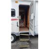 Image 10 : 2006 FLEETWOOD PROWLER, TRAVEL TRAILER, WHITE, VIN 1EC52292662313321,
