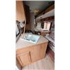 Image 9 : 2006 FLEETWOOD PROWLER, TRAVEL TRAILER, WHITE, VIN 1EC52292662313321,