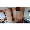Image 11 : 2003 R-VISION TRAIL CRUISER, TRAVEL TRAILER, WHITE, VIN 4WY200J2631023585,