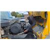 Image 12 : 2005 INTERNATIONAL 4300 DT466, 2DR BOX TRUCK, YELLOW, VIN 1HTMMAAMX5H675041