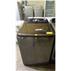 Image 6 : SAMSUNG SMART THINGS TOP LOAD WASHER & DRYER SET