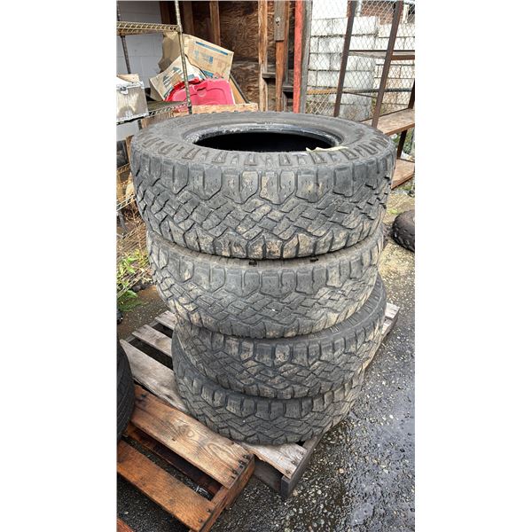 SET OF 4 GOODYEAR WRANGLER DURATRAC 265/70R17 115S TIRES