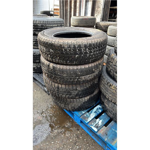 SET OF 4 MICHELIN LATITUDE X-ICE 225/70R16 102Q TIRES
