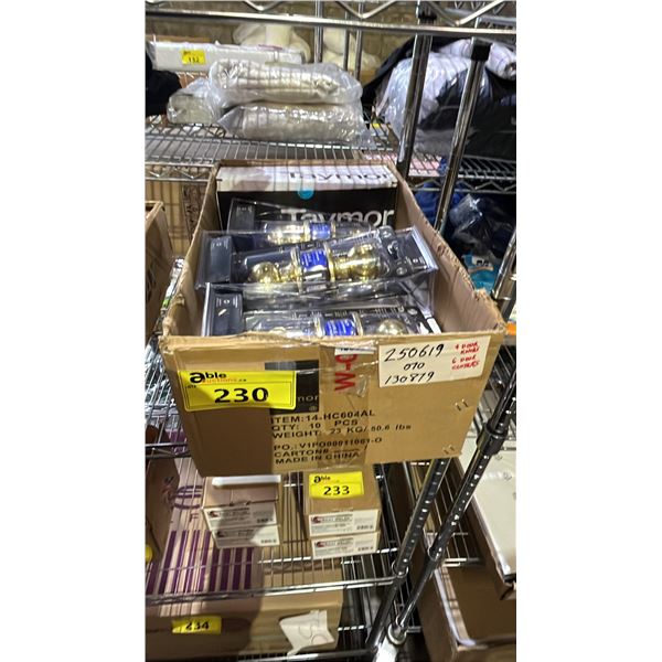 BOX OF *NEW* TAYMOR 600 SERIES DOOR CLOSERS & TAYMOR PRIVACY BATHROOM/BEDROOM DOORKNOBS