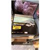 Image 4 : SEASTAR STANDARD TRIM TAB SYSTEM, SILVER SMITH GLOVES, GRILL CLIPS, PLASTIC