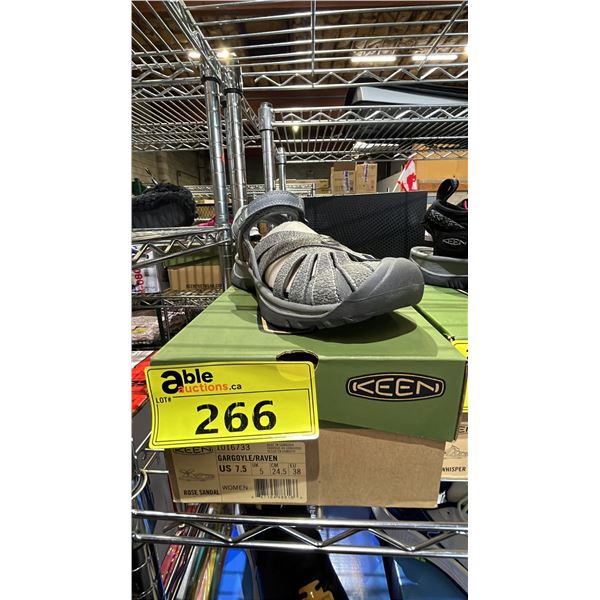 KEEN WOMEN'S GARGOYLE/RAVEN ROSE SANDALS: SIZE 7.5
