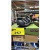 Image 2 : KEEN WOMEN'S BLACK/STEEL GREY WHISPER SANDALS: SIZE 8