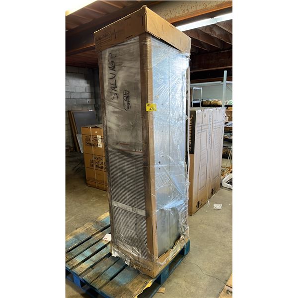 JOHNSON CONTROLS GAS FURNACE: *DENTED REAR LEFT SIDE/SALVAGE*