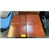 Image 3 : WOODEN DINING TABLE *LEAF ISSUE DOES NOT CLOSE*