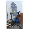 Image 2 : TEETER INVERSION TABLE