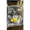 Image 2 : (6) *NEW WITH TAGS* ARDENE'S NO DOUBT T-SHIRTS: SIZES S-XL