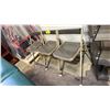 Image 3 : 3 VINTAGE FOLDING CHAIRS