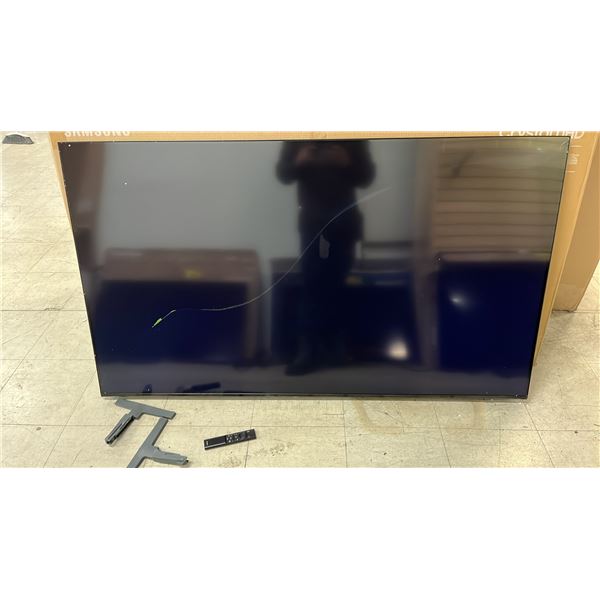 SAMSUNG 65" 4K UHD SMART TV U7900F SERIES WITH REMOTE AND POWER CORD * DISPLAY DAMAGED*