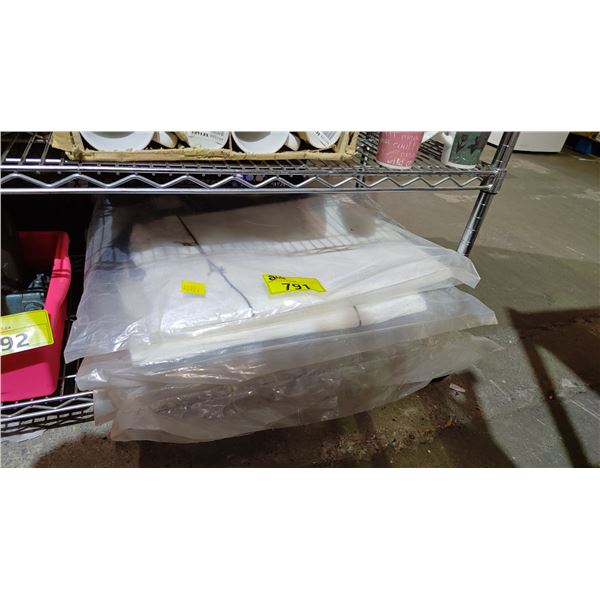 (4) *NEW* 35" X 35" X 35" BULK BAGS: MAX LOAD 3000LBS