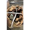 Image 3 : BOX OF 15CC PLASTIC SCOOPS & BOX OF LARGE METAL THREADED BOLTS