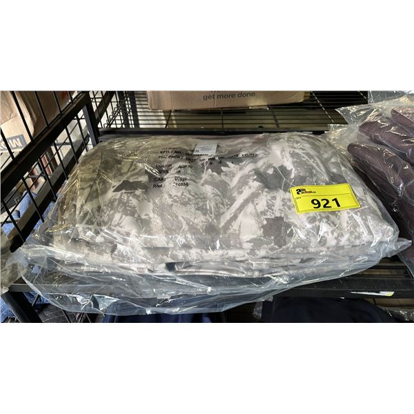 *NEW* BAG OF ASSORTED SIZE URBAN MAN CREW NECK SWEATERS