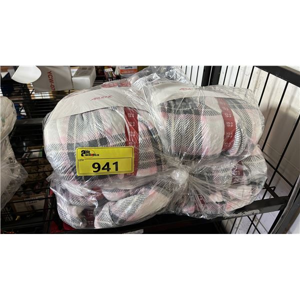 *NEW* BAG OF 6 ARDENE SHORT ROBES