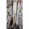 Image 1 : CRATE OF METAL COVER APPROX 10' & BED SLATS