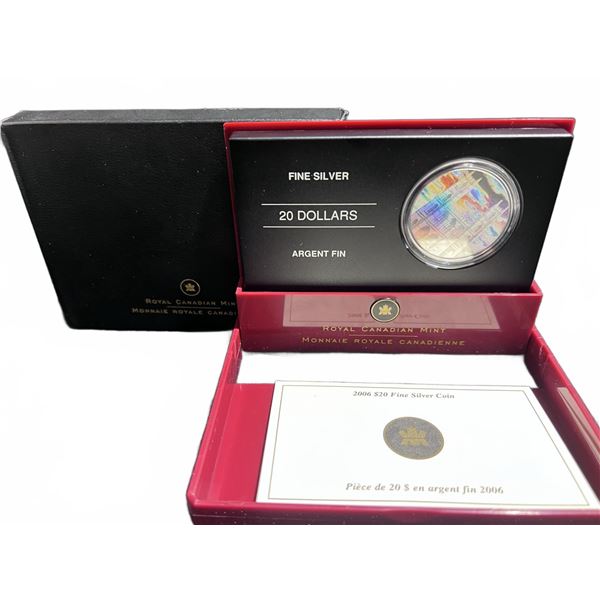 2006 $20 Fine Silver Hologram Coin Notre-Dame Basilica RCM Box COA
