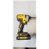 Image 2 : DEWALT 1/2" CORDLESS HAMMERDRILL WITH BATTERY AND DEWALT 1/4" CORDLESS IMPACT DRIVER WITH BATTERY