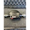 Image 2 : HYDRAULIC GAUGE IN HARD CASE