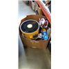 Image 1 : BOX OF DEFECTIVE STORE RETURN CONSUMER PRODUCTS