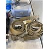 Image 3 : MOTOMASTER 3000W INVERTER AND 2 LOAD STRAPS, VINTAGE BENCH GRINDER