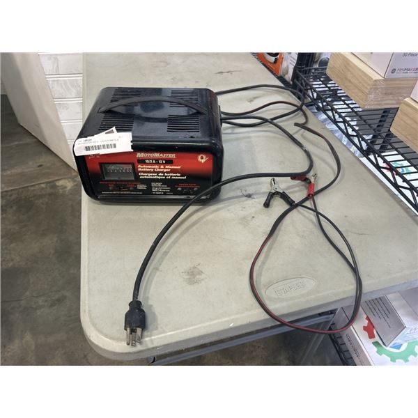 MOTOMASTER 10/2 A - 12V AUTOMATIC & MANUAL BATTERY CHARGER