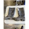 Image 3 : 2 PAIRS OF STEEL TOE RUBBER BOOTS SIZE 10