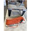Image 1 : BLACK AND DECKER ROUTER TABLE AND HEAVY DUTY EXTENSION CORD