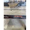 Image 2 : BLACK AND DECKER ROUTER TABLE AND HEAVY DUTY EXTENSION CORD