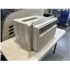 Image 2 : FEDDERS MINDOW MOUNT AIR CONDITIONER. WORKING