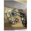Image 2 : 10 LOCKS W/ KEYS AND COMBINATIONS