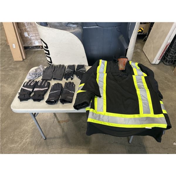 AS NEW PIONEER REFLECTIVE S/P WORK JACKET, 4 PAIRS OF GLOVES INCLUDING 1 GORTEX, AND A REFLECTIVE SH