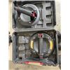 Image 1 : 2 VACUUM SUCTION CUPS IN HARD CASE