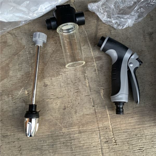 NEW PORTABLE PRESSURE WASHING GUN FOR GARDEN HOSE WITH QUICK CONNECT END