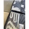 Image 2 : 2 PATIO RUGS AND PICNIC BLANKET