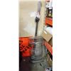 Image 1 : WIRE METAL ROLLING RACK