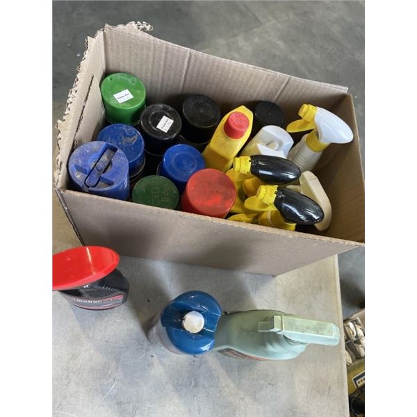 ASSORTED CLEANING SUPPLIES