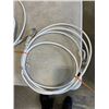Image 2 : 3 BUNDLES OF SECURITY CABLES