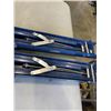 Image 3 : 2 FOLDING SAW HORSES