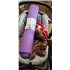 Image 2 : SAFETY FIRST BABY CAR SEAT WITH BASE, YOGA MAT AND TWO HANDBAGS