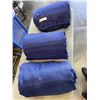 Image 1 : 3 BUNDLES OF 10 4x8 CURTINAS - 30 CURTAINS TOTAL