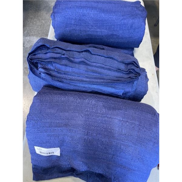 3 BUNDLES OF 10 4x8 CURTINAS - 30 CURTAINS TOTAL